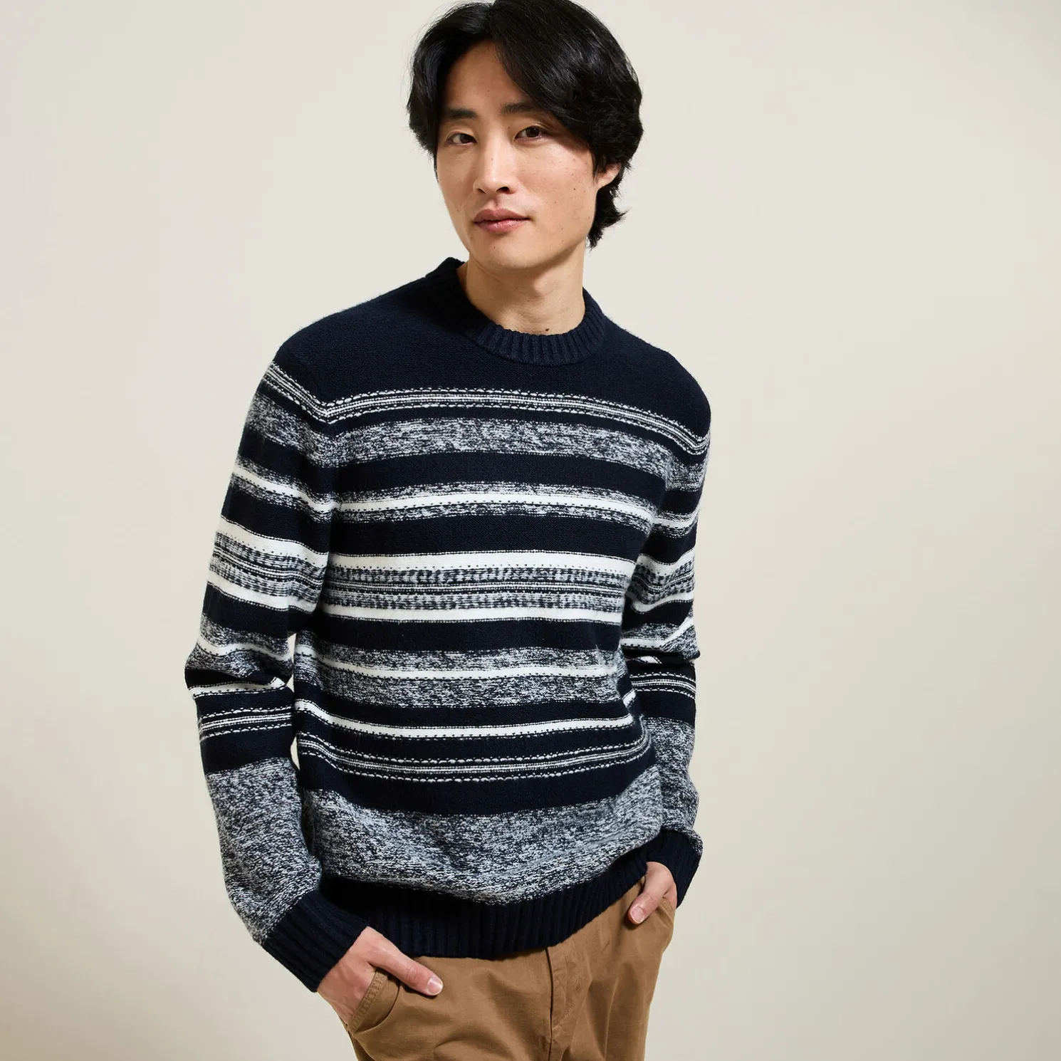 Gestreepte jacquard trui met ronde hals