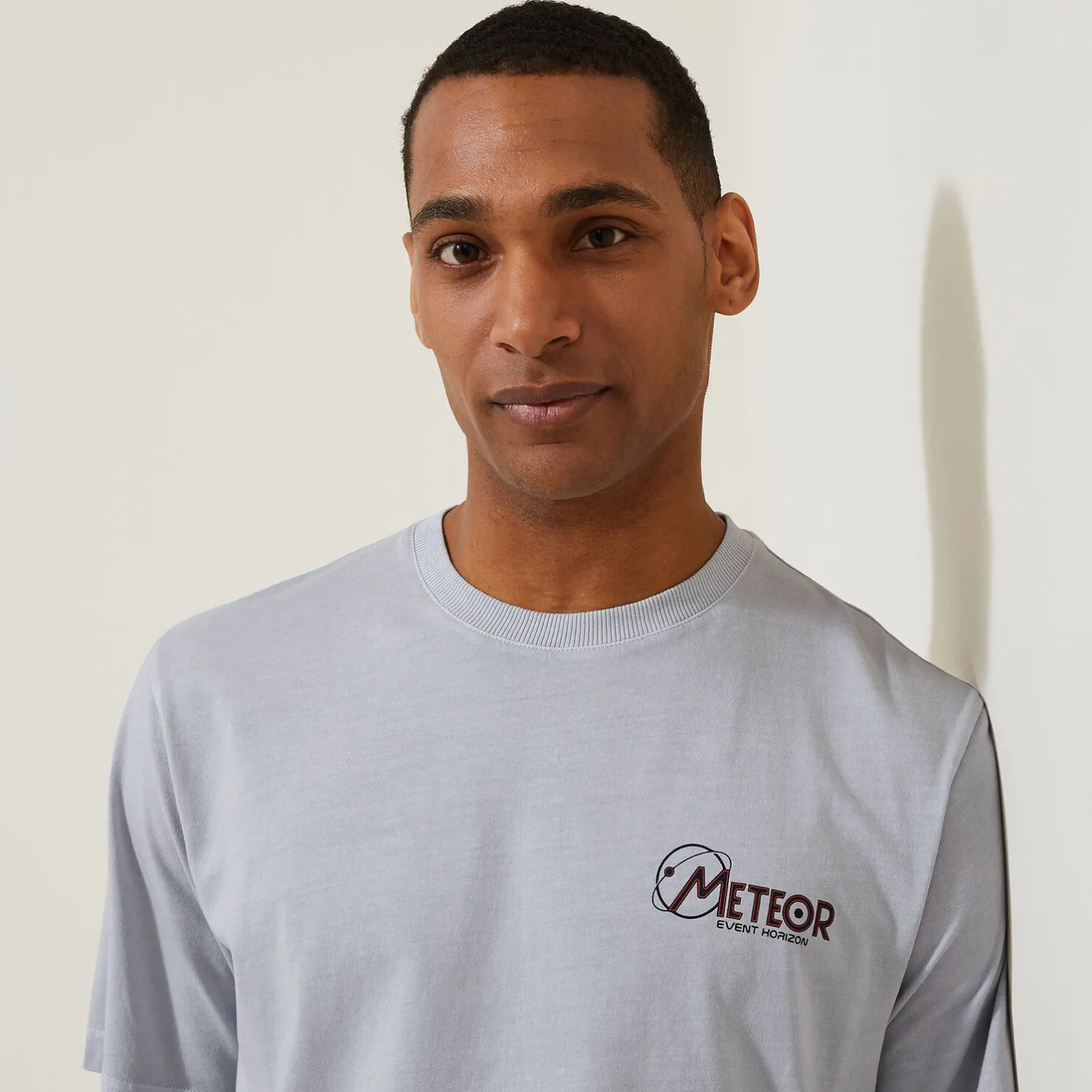 Katoenen T-shirt met ronde hals en print op de bor