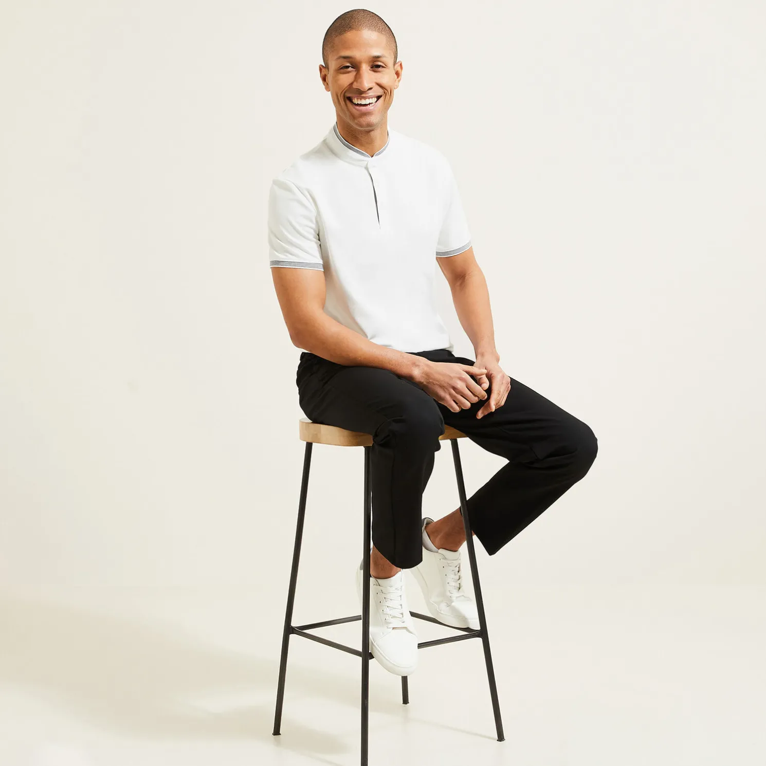 Polo met korte mouwen en mao-kraag in piquékatoen