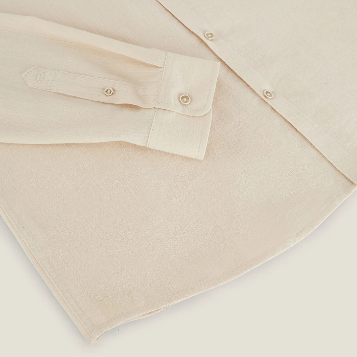 Regular effen hemd in gekreukte stof van katoen en