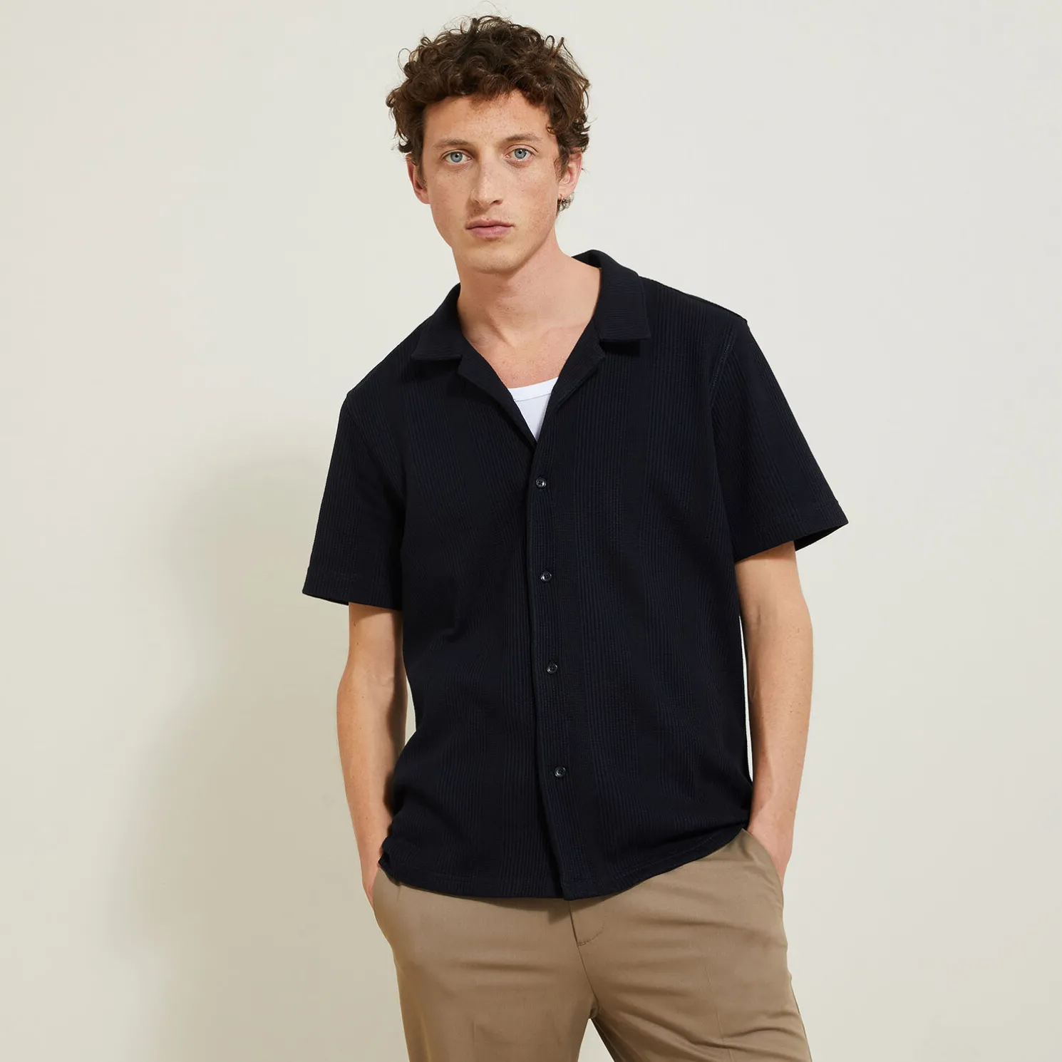 Regular effen katoenen hemdje met wafeleffect