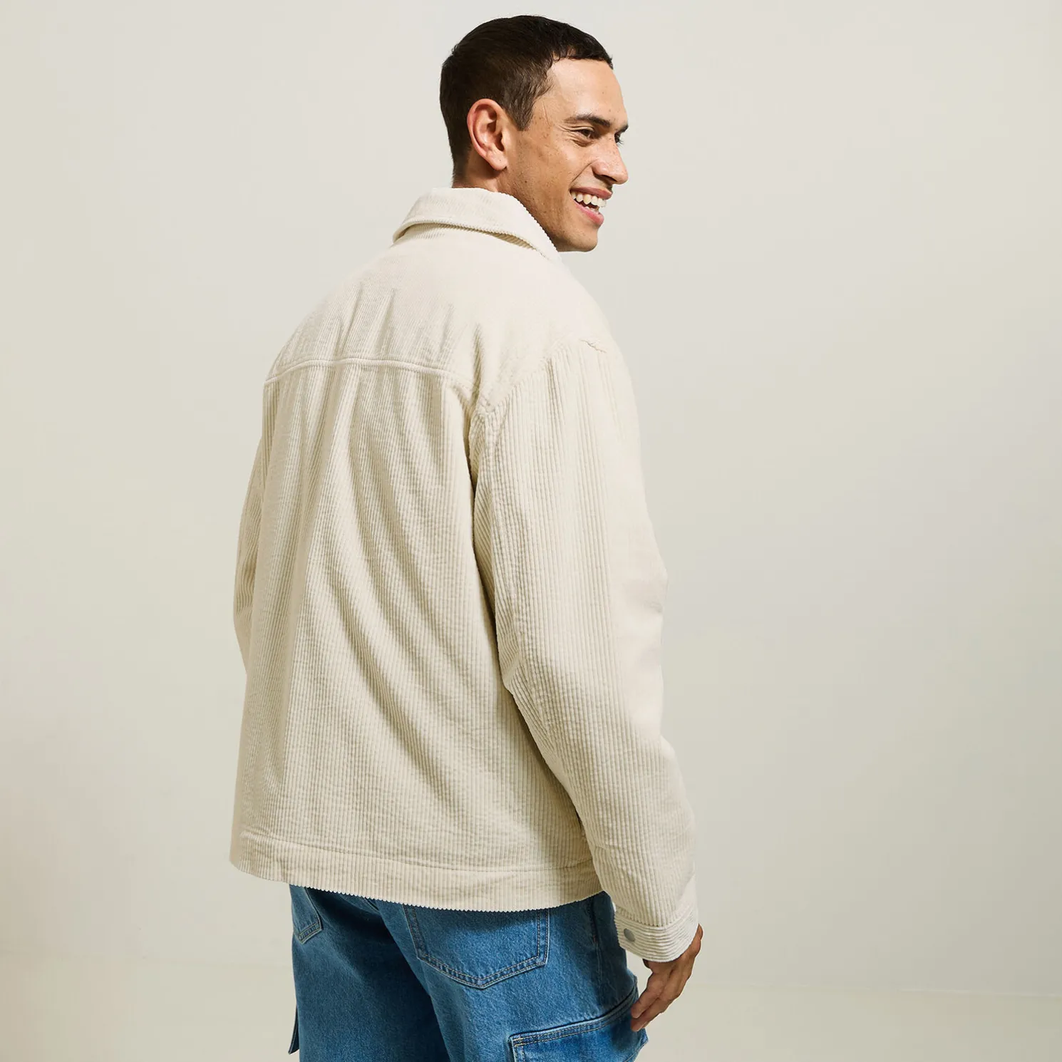 Ribfluwelen jack hemdskraag