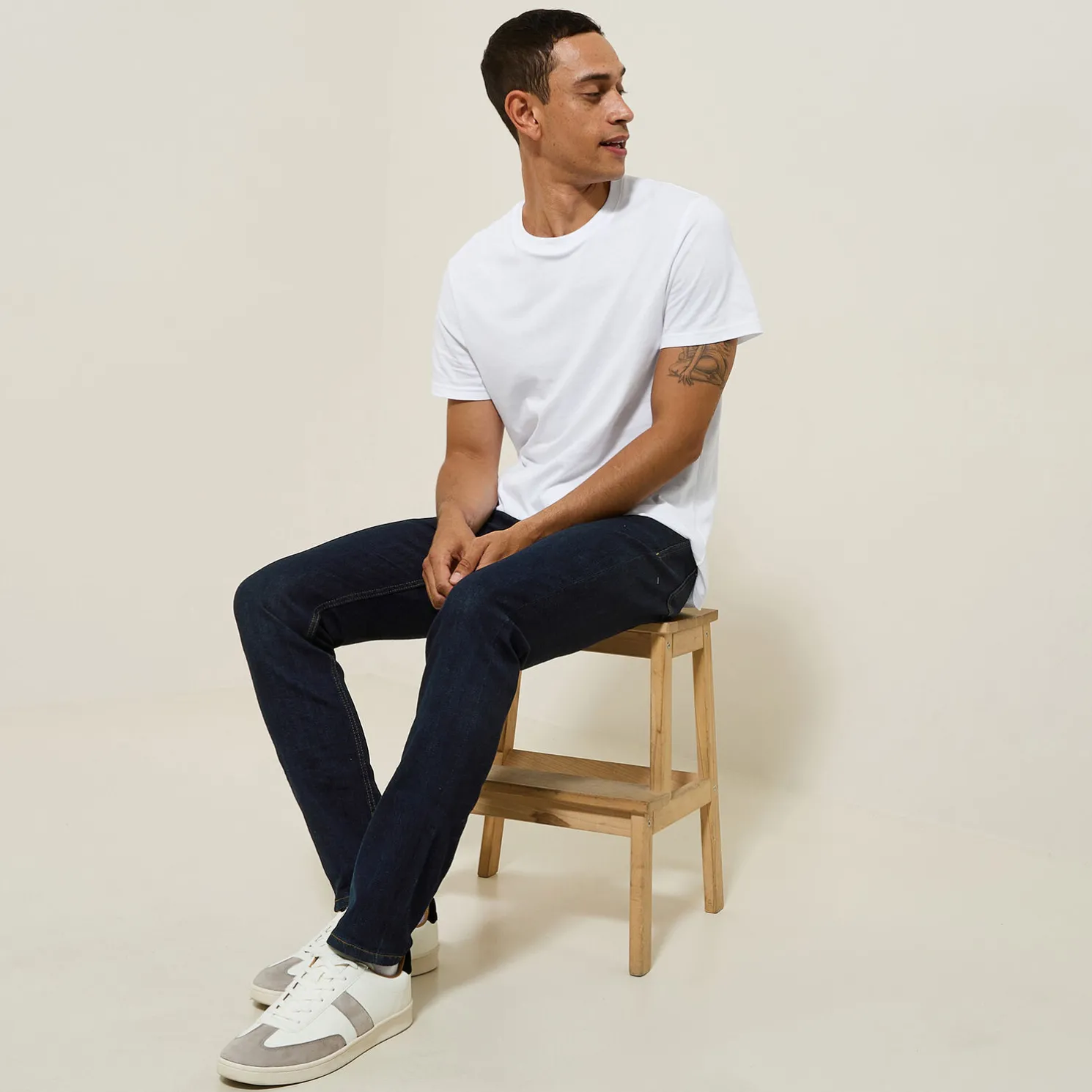 Slim fit jeans in ruw denim