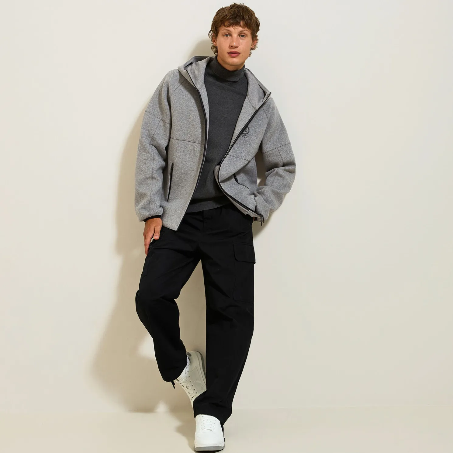 Sweater met rits en kap