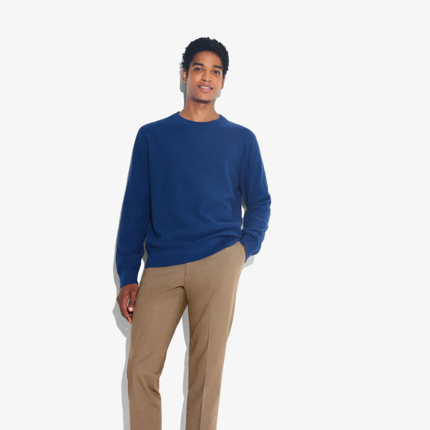 Trui met ronde hals en stekenpatroon