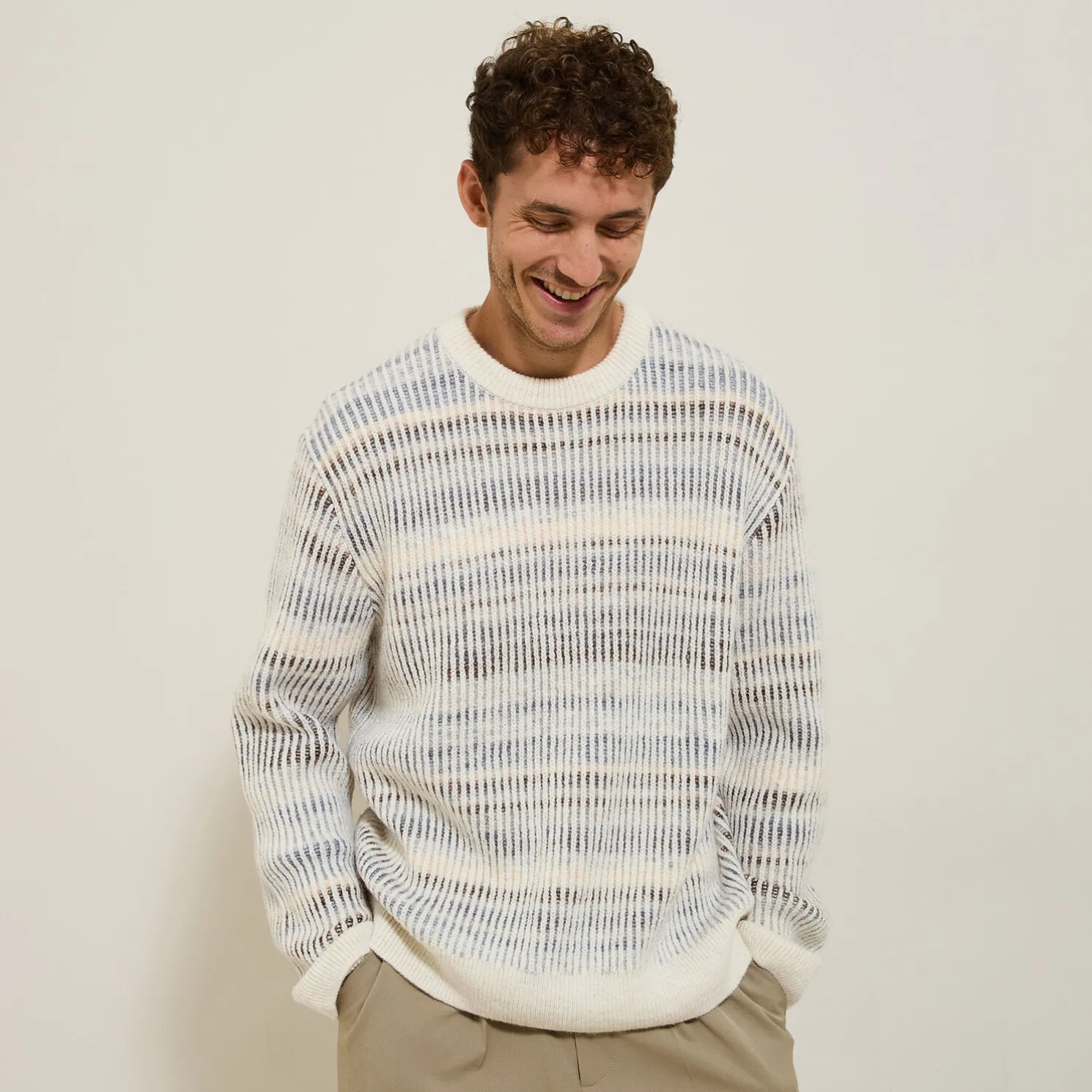 Trui met ronde hals en kleurverloopeffect